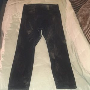 Open to reasonable offers! Lulu black n green sz 8